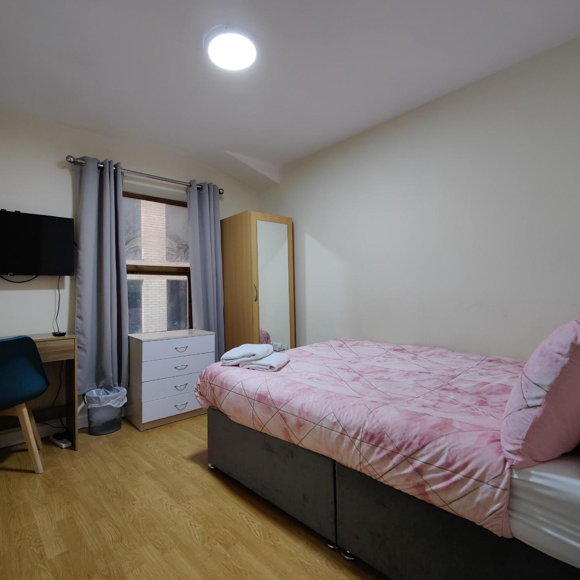 Liverpool City Centre Private Rooms Including Smart Tvs - With Shared Bathroom Cameră foto